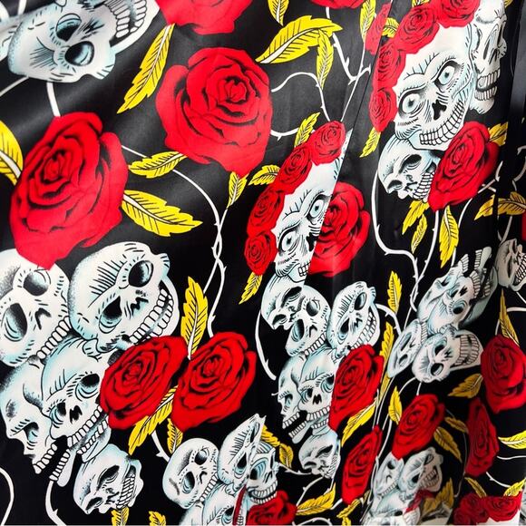 Dress Tells New Skull Roses Print Halter Tie Neck Fit & Flare Mini Dress Large - Picture 8 of 12